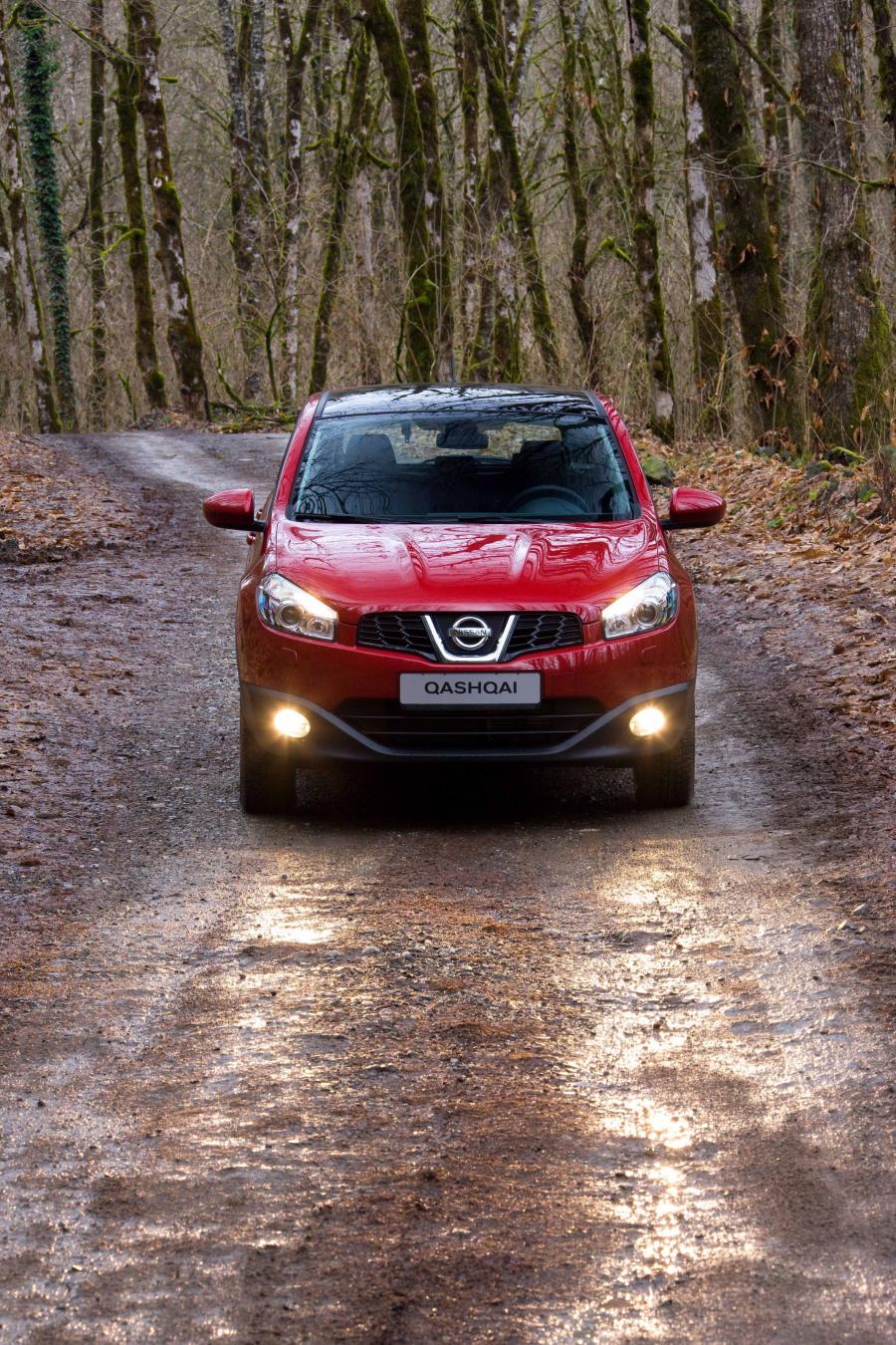  Nissan Qashqai 2010 года  (фото 77 из 204)